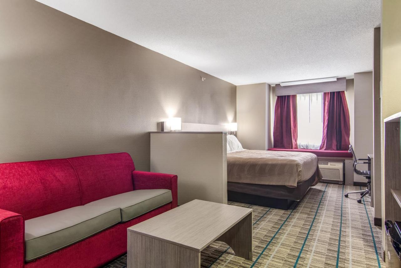 Quality Inn & Suites Grove City-Outlet Mall Eksteriør billede
