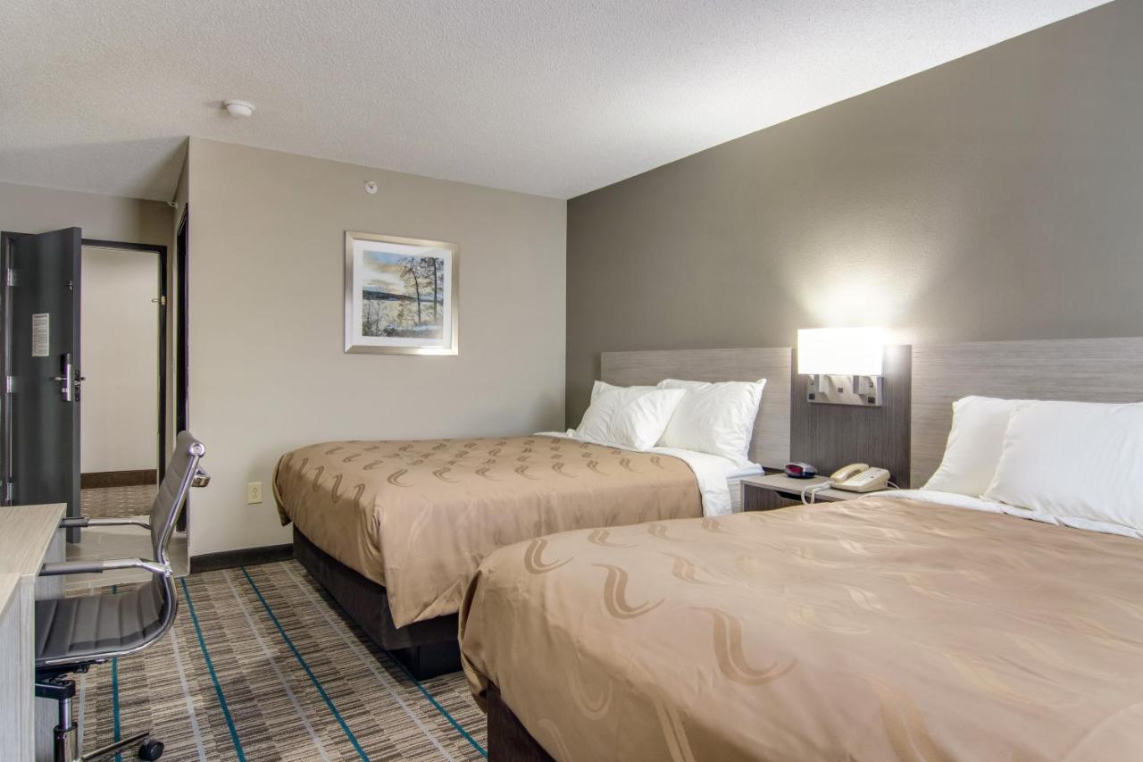 Quality Inn & Suites Grove City-Outlet Mall Eksteriør billede